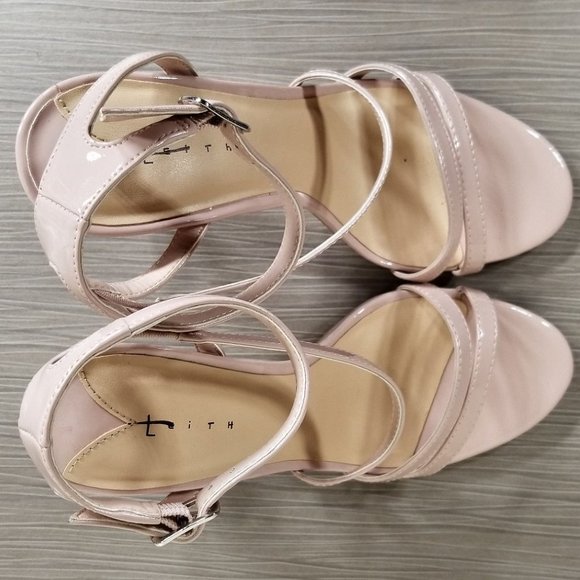 Leith Ava Asymmetrical Strappy Sandal, Blush, Womens Size 7.5 M - Picture 9 of 12